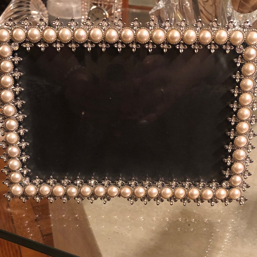 Pearl and Silver Decorative Frame 7”w by 5” l
